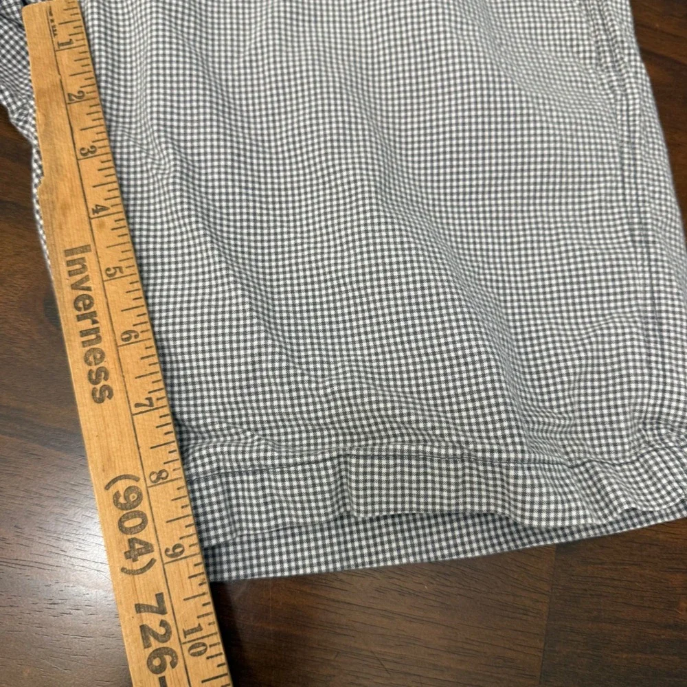 Banana Republic Aiden Short Mens 30 Blue White Gingham Slim Fit Chino Shorts